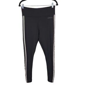 Adidas Women's 3/4 Length Leggings‎ in Black - Size Medium